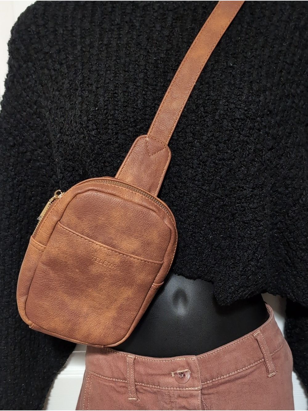 Telena Crossbody Belt Bag Fanny Pack Small Like New - Picture 2 of 9